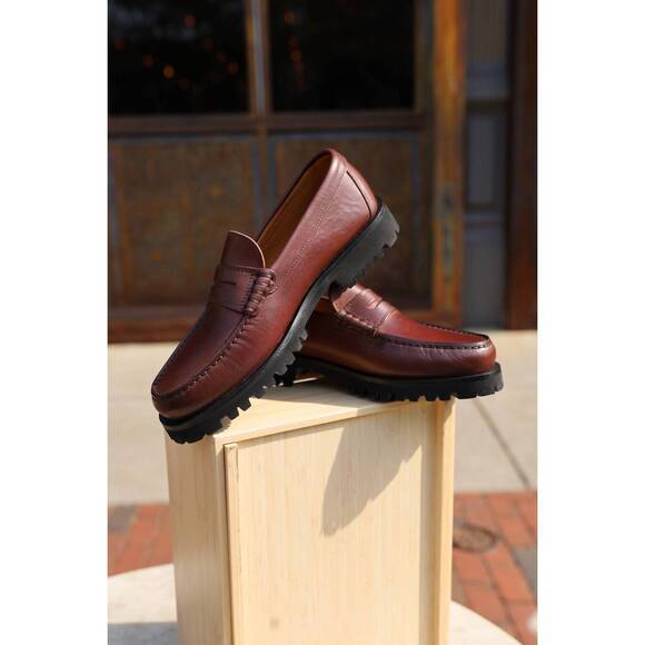 NEW SESA FOOTWEAR men\'s reno shoe in brownie